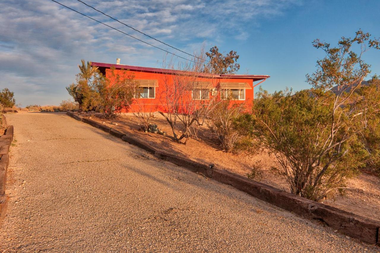 Chuck'S Cabin In A Joshua Tree Community Twentynine Palms Kültér fotó